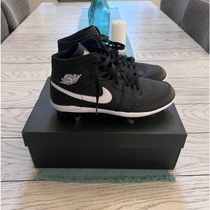 Jordan one mid baseball cleats